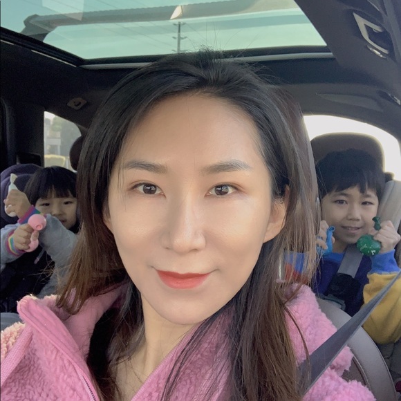 Meet your Posher, Stephy - Picture 1 of 1